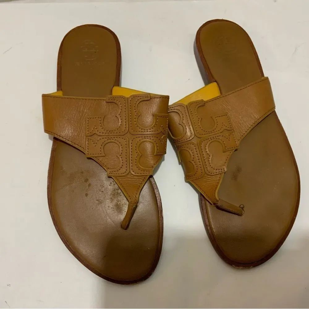 Tory Burch JAMIE Weston Embossed Logo Thong Sandals in Royal Tan, size 8